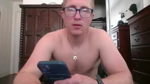 Snapshot of kyleracepearson chatting on March 22, 9:07 pm kylerace online show from March 22, 9:07 pm