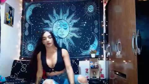 kylie online show from February 20, 5:35 pm