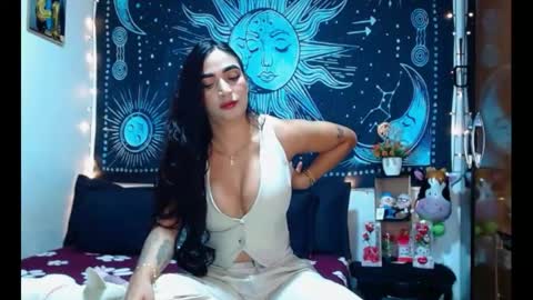 kylie online show from May 18, 8:47 pm