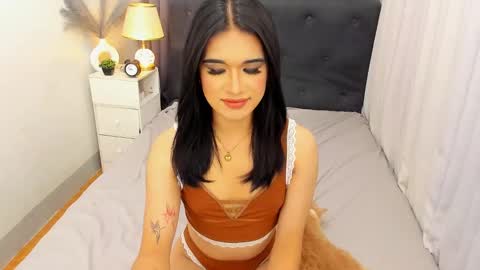 Snapshot of kylie_cums chatting on February 27, 3:05 pm kylie_cums online show from February 27, 3:05 pm