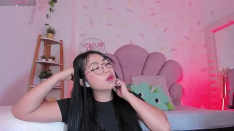 Kylie online show from July 26, 2:53 am