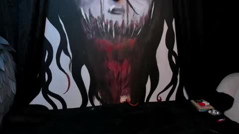 Snapshot of kylie_foxx1 chatting on December 3, 12:29 am submissive demon Please help me to reach 500 thumbs up online show from December 3, 12:29 am