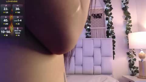 Kylie Myers online show from December 10, 5:33 pm