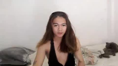 kylie_ish online show from July 16, 7:47 am