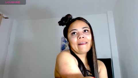 Snapshot of kylie_loveee chatting on December 3, 2:15 pm Paola online show from December 3, 2:15 pm