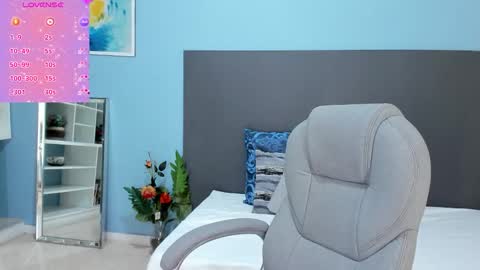 Snapshot of kylie_reyes chatting on October 27, 7:29 pm Kylie Reyes online show from October 27, 7:29 pm