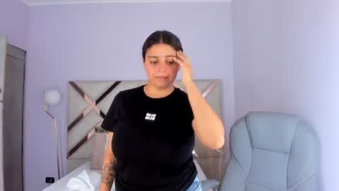 Kylie Reyes  online show from June 11, 7:12 pm