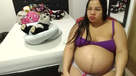 Instagram Kylie switch  followme  buy lovense here online show from November 15, 12:08 am