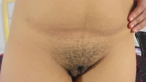 Snapshot of kylieandjhonny chatting on January 25, 12:27 am Kaylie And Jhony online show from January 25, 12:27 am