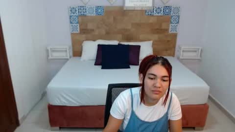 Melissa online show from February 6, 11:46 am