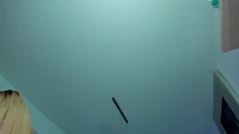 Snapshot of kylieety chatting on January 5, 7:07 am KYLIE online show from January 5, 7:07 am