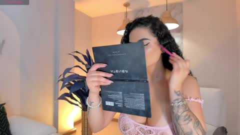 Kylie Jenkins online show from April 24, 11:12 am