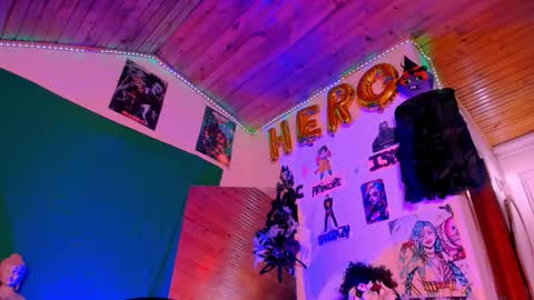 Snapshot of kyliekandy chatting on October 11, 4:01 am online show from October 11, 4:01 am