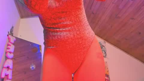 Snapshot of kyliekandy chatting on April 26, 10:51 pm online show from April 26, 10:51 pm