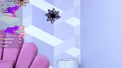 Snapshot of kyliemonnet chatting on February 26, 6:43 pm Kylie jl online show from February 26, 6:43 pm