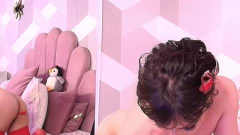 Snapshot of kyliemonnet chatting on November 5, 8:31 pm Kylie jl online show from November 5, 8:31 pm