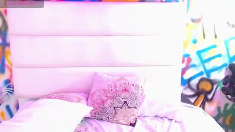 Snapshot of kyliiebaker chatting on January 11, 5:07 pm Kylie online show from January 11, 5:07 pm