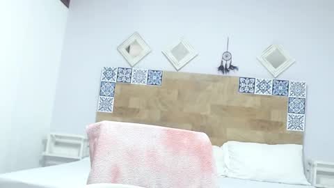 Snapshot of kyliiebaker chatting on January 16, 1:14 pm Kylie online show from January 16, 1:14 pm