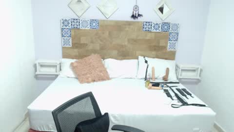 Snapshot of kyliiebaker chatting on January 26, 1:36 pm Kylie online show from January 26, 1:36 pm