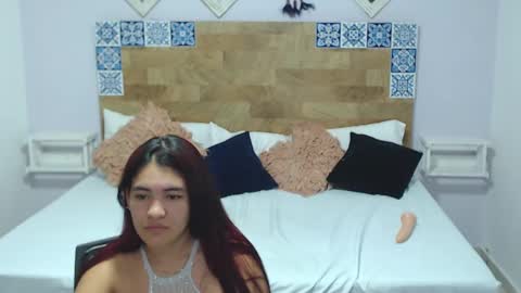 Snapshot of kyliiebaker chatting on February 1, 10:26 am Kylie online show from February 1, 10:26 am