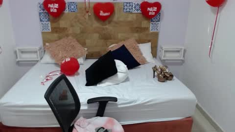 Snapshot of kyliiebaker chatting on February 23, 5:07 pm Kylie online show from February 23, 5:07 pm