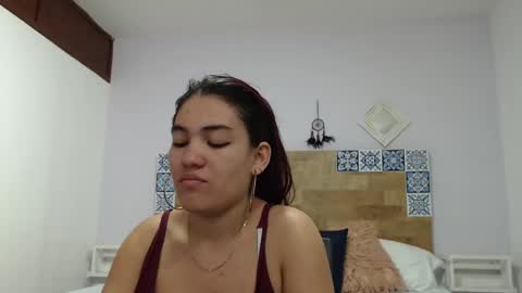 Snapshot of kyliiebaker chatting on March 7, 11:07 am Kylie online show from March 7, 11:07 am