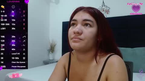 Snapshot of kyliiebaker chatting on September 20, 9:54 am Kylie online show from September 20, 9:54 am