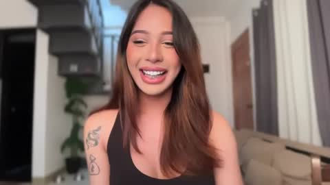 Snapshot of kyll_collins chatting on July 23, 1:19 am kyll_collins online show from July 23, 1:19 am