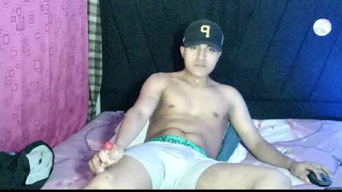 kym629357 online show from November 19, 7:58 pm