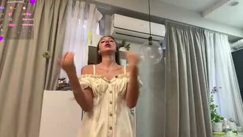 Snapshot of kymberlyrosenlof chatting on July 18, 2:16 am Selena online show from July 18, 2:16 am