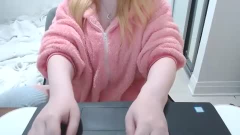 Check Out My NSFW OnlyFans Link On Bio online show from November 11, 10:21 pm