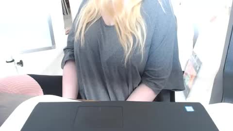Snapshot of kymchi chatting on July 26, 9:54 pm Check Out My NSFW OnlyFans Link On Bio online show from July 26, 9:54 pm