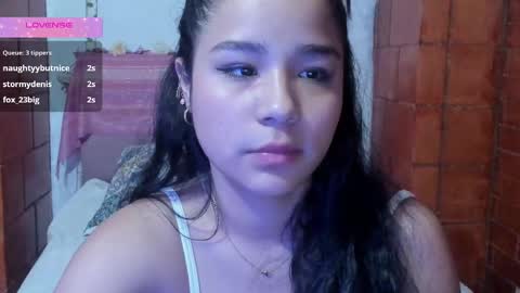 Snapshot of kyomi_beth chatting on December 24, 12:44 pm kyomi online show from December 24, 12:44 pm