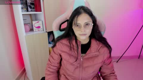 Snapshot of kyomi_chang chatting on February 6, 12:37 pm Kyomi online show from February 6, 12:37 pm