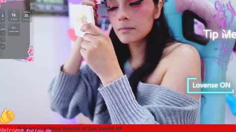 Snapshot of kyomi_chang chatting on February 13, 1:37 pm Kyomi online show from February 13, 1:37 pm