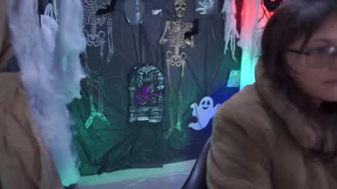 Snapshot of kyomi_chang chatting on October 18, 12:28 pm Kyomi online show from October 18, 12:28 pm