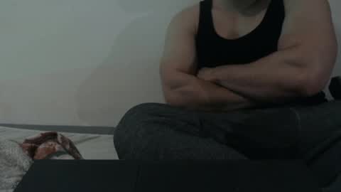 kyra_venom online show from May 2, 9:09 pm