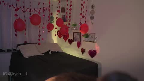 schedule 300 pm - 1100pm colombia time online show from February 16, 5:26 am