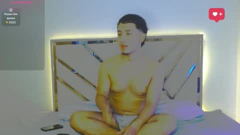 kyroestrada online show from March 18, 1:42 am