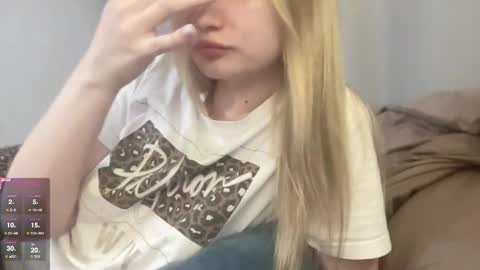 Snapshot of kyttilovelly chatting on March 13, 10:49 pm Amanda online show from March 13, 10:49 pm