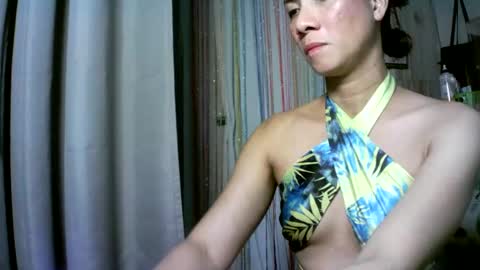 Snapshot of kyutshyne chatting on February 19, 6:00 pm kyutshyne online show from February 19, 6:00 pm