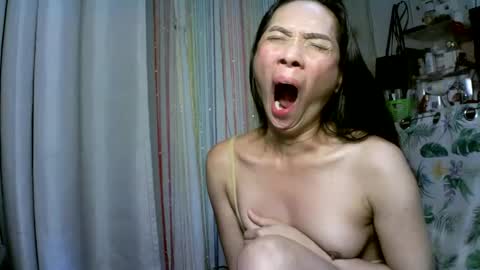 Snapshot of kyutshyne chatting on February 22, 10:20 pm kyutshyne online show from February 22, 10:20 pm