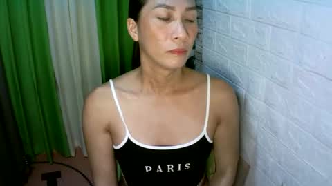 Snapshot of kyutshyne chatting on November 25, 3:01 pm kyutshyne online show from November 25, 3:01 pm