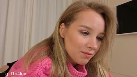 Snapshot of l1n4luv chatting on October 27, 8:57 pm lina online show from October 27, 8:57 pm