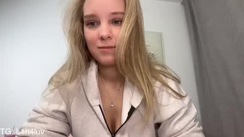 lina online show from March 19, 2:32 pm