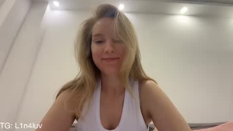 lina online show from June 13, 7:01 pm