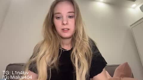 lina online show from July 8, 9:08 pm