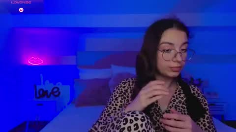 Margo  online show from November 16, 8:58 pm