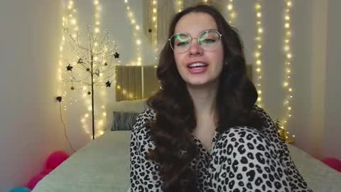 Margo  online show from January 10, 1:57 pm