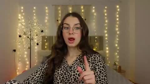 Margo  online show from January 19, 1:48 pm